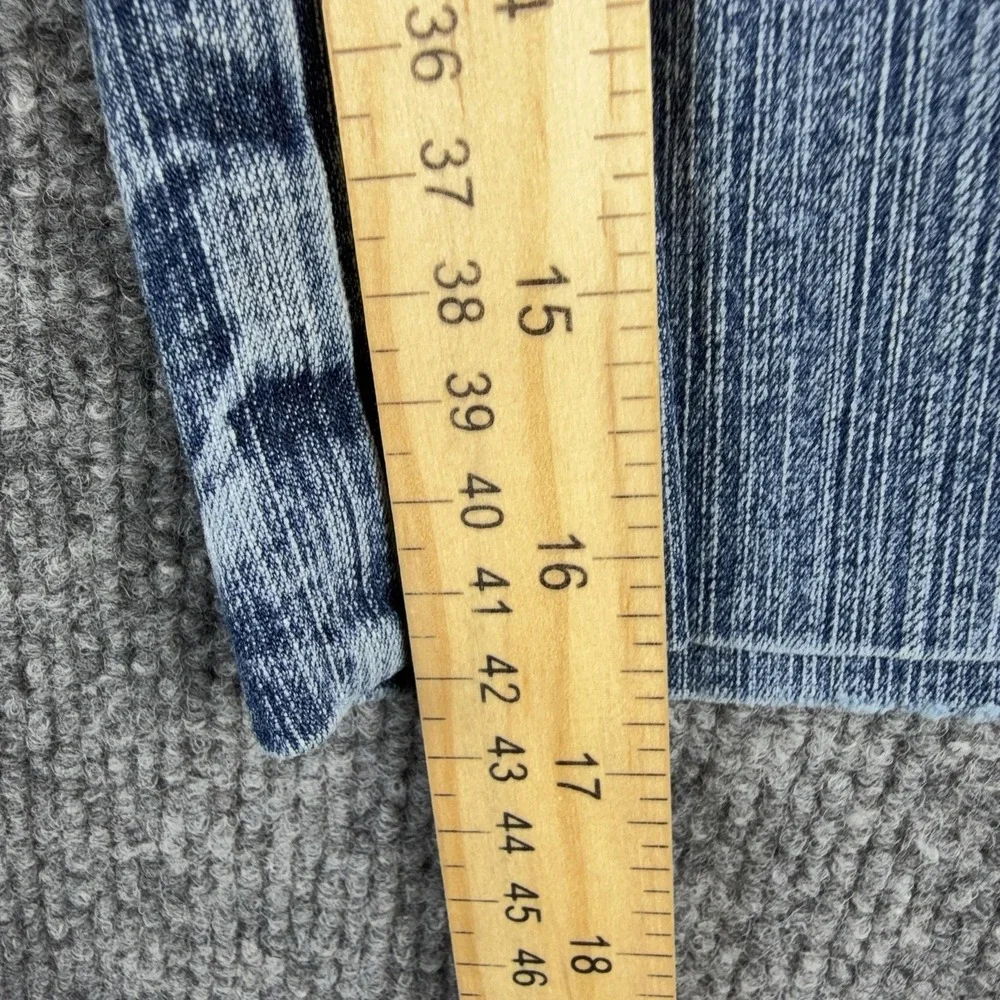 VTG Y2K Rewind Shorts Womans 11 Blue Denim Bermuda Cuffed Relaxed Fit 5 Pocket